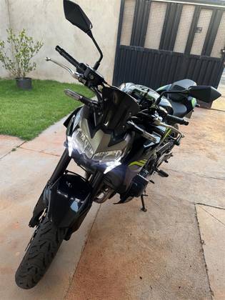 KAWASAKI Z900 